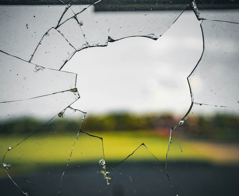 broken-glass2.jpg